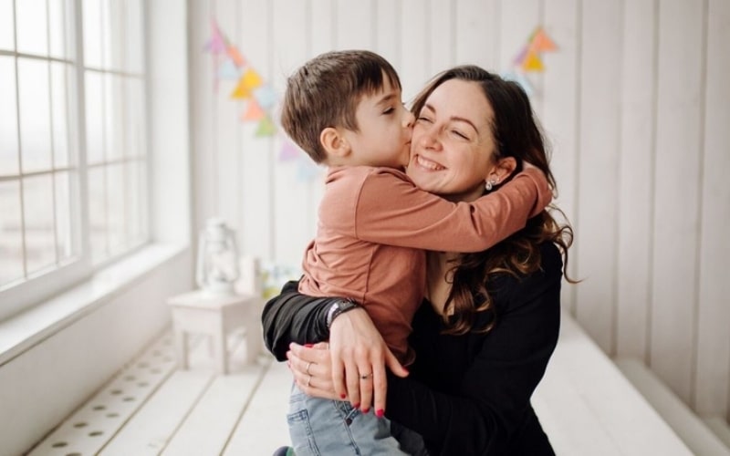 5 thói quen tích cực cha mẹ nên áp dụng để giúp con thành công