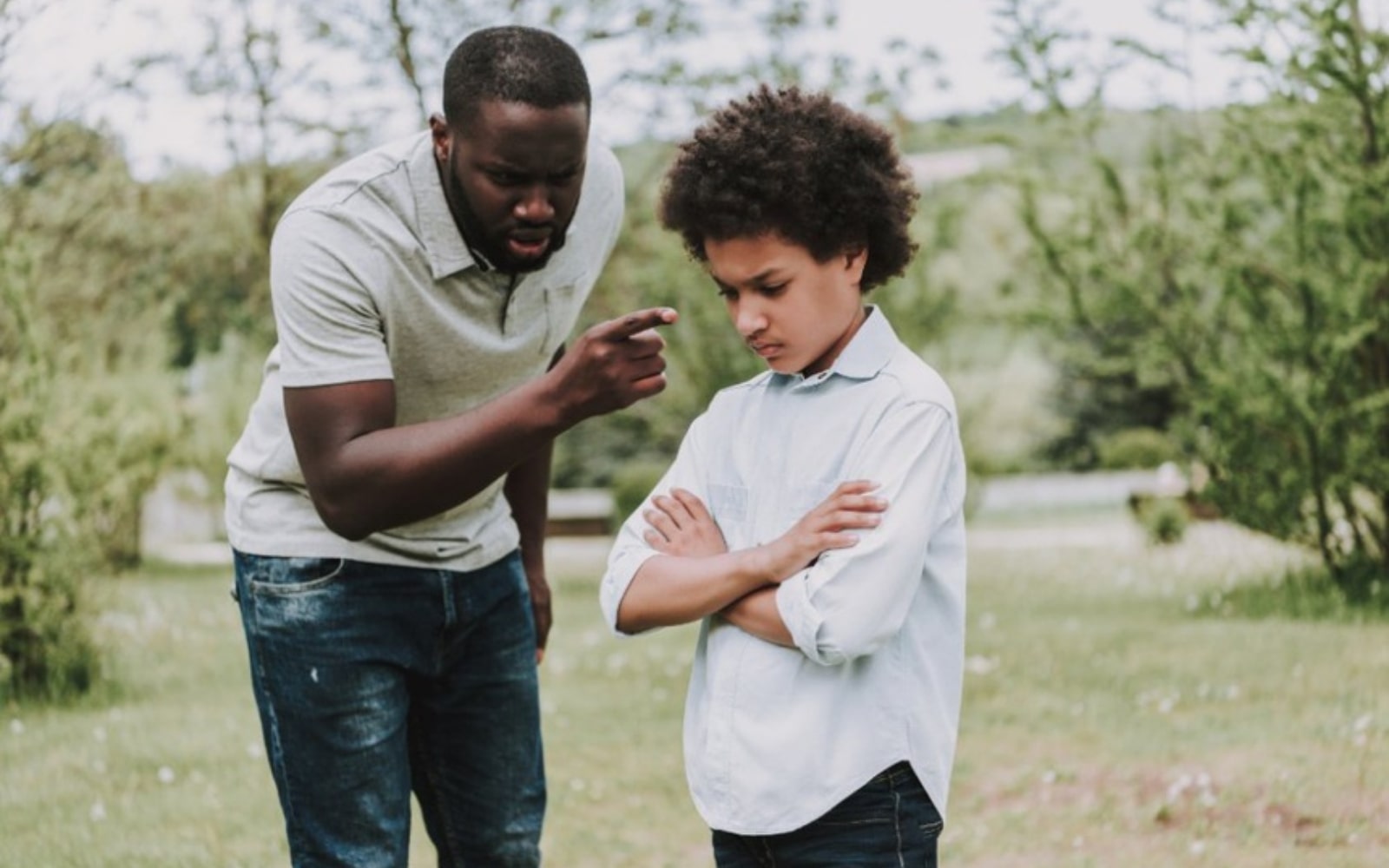 những câu nói tiêu cực không nên nói với con